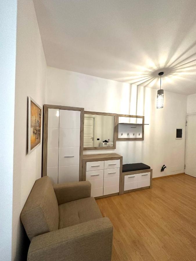 Cozy apartment near Artificial Lake Tirana Zewnętrze zdjęcie